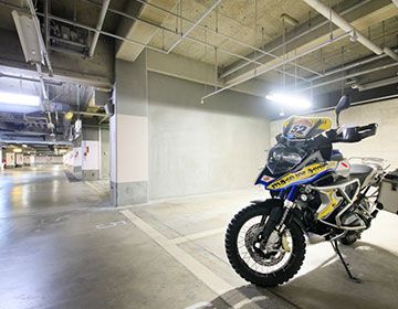 バイク駐車場